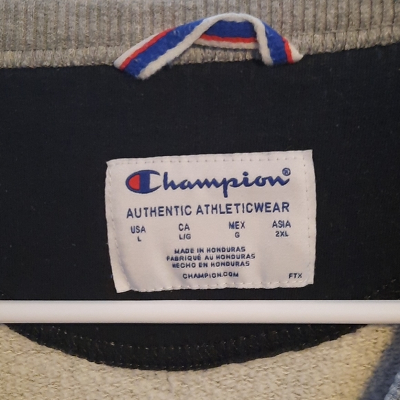 Light grey champion crewneck - Picture 2 of 3